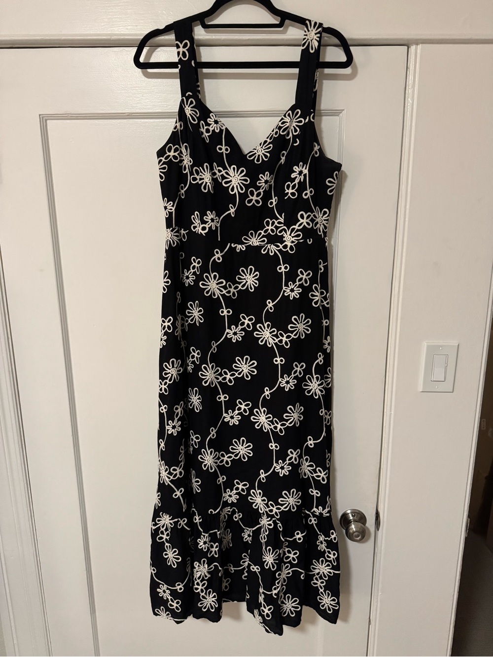 Black & White Floral Midi Dress - Sleeveless Summer Cocktail Dress